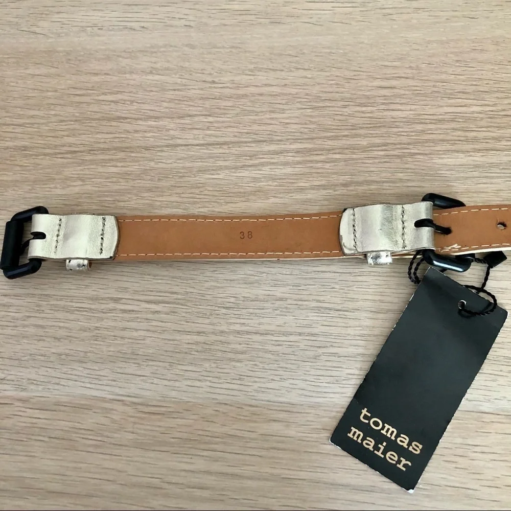 Vintage Tomas Maier Gold Metallic Italian Leather Lips Wide Designer Belt. 38